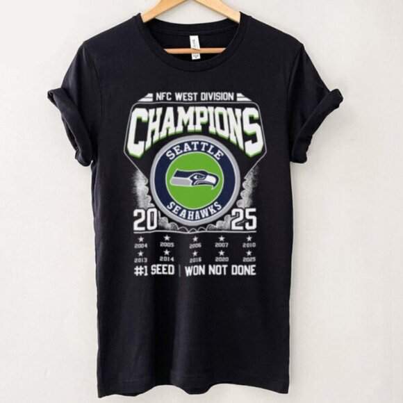 Renee
F Other - Seattle Seahawks NFC West Division Champions Shirt 152